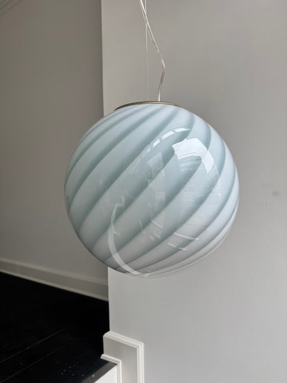Stor rund lyseblå Murano pendel, 40 cm