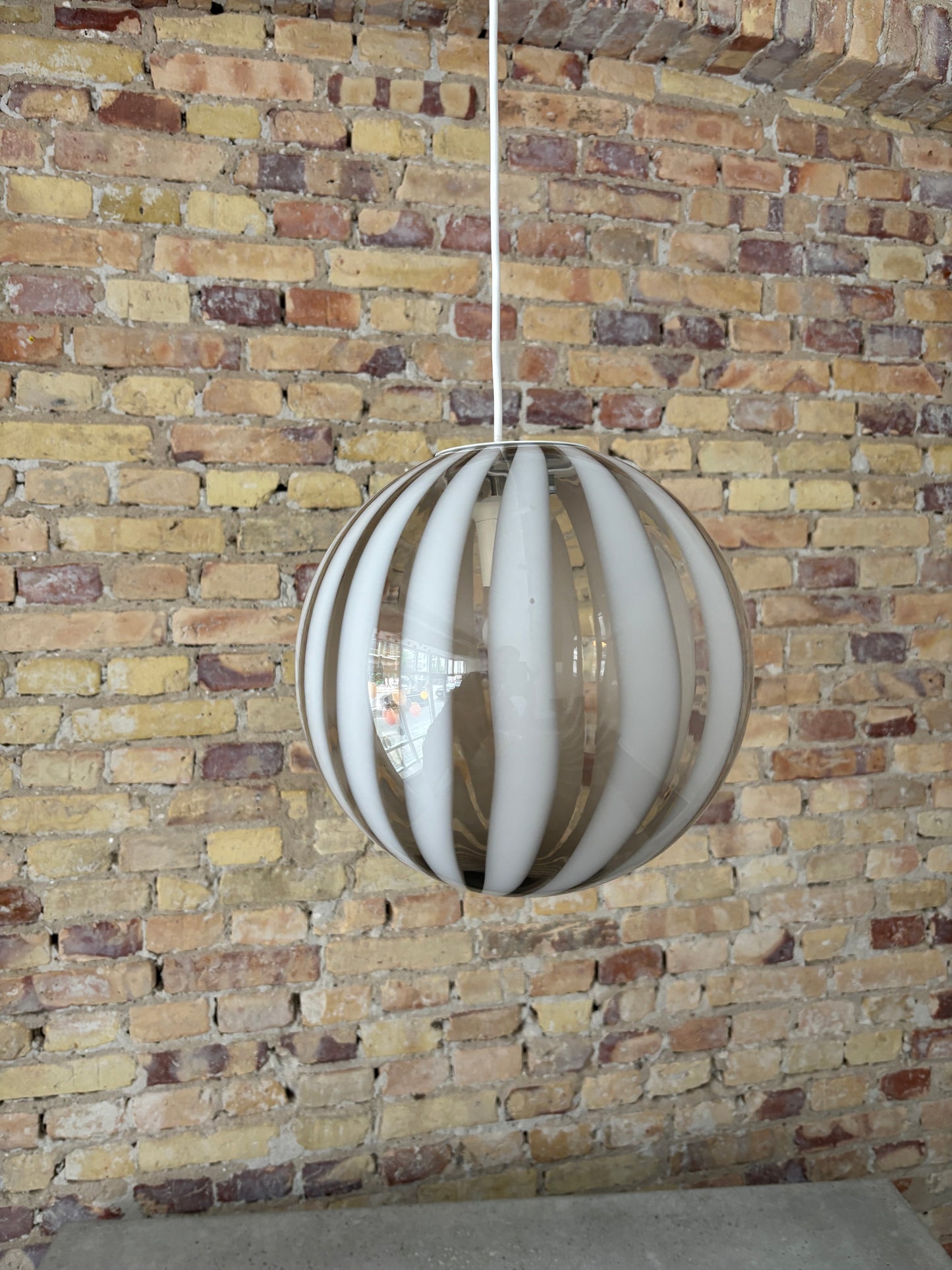 Murano pendant lamp with white and transparent pendant, 30 cm