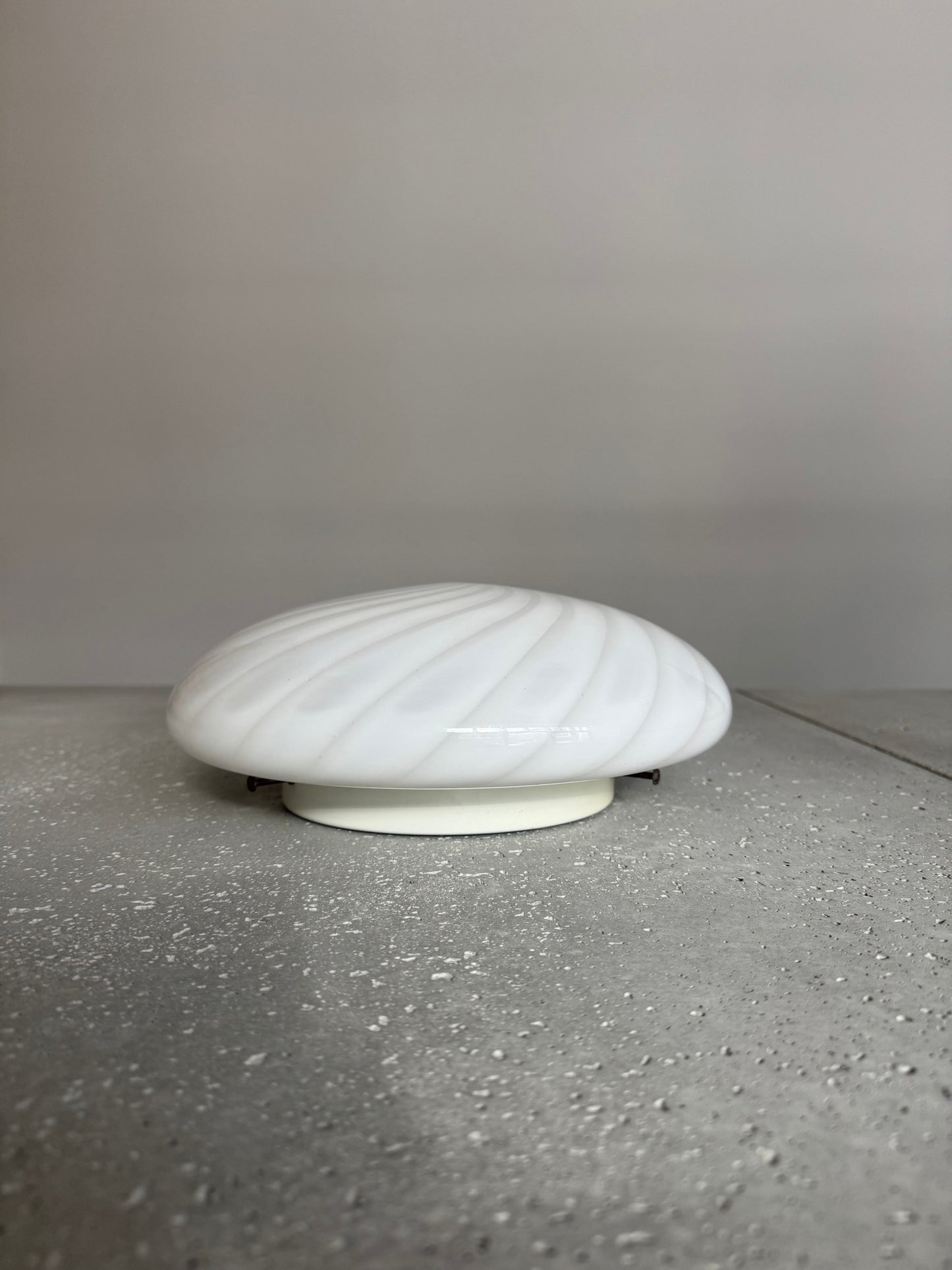 Classic Murano ceiling lamp with white swirl, 30 cm