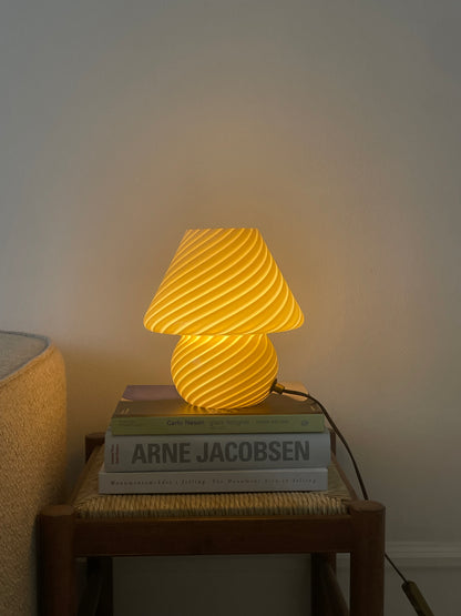 Murano mushroom with cream swirl, 26 cm