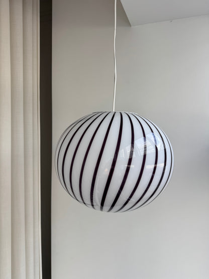 Oval filigree Murano ceiling lamp with purple swirl, 40 cm