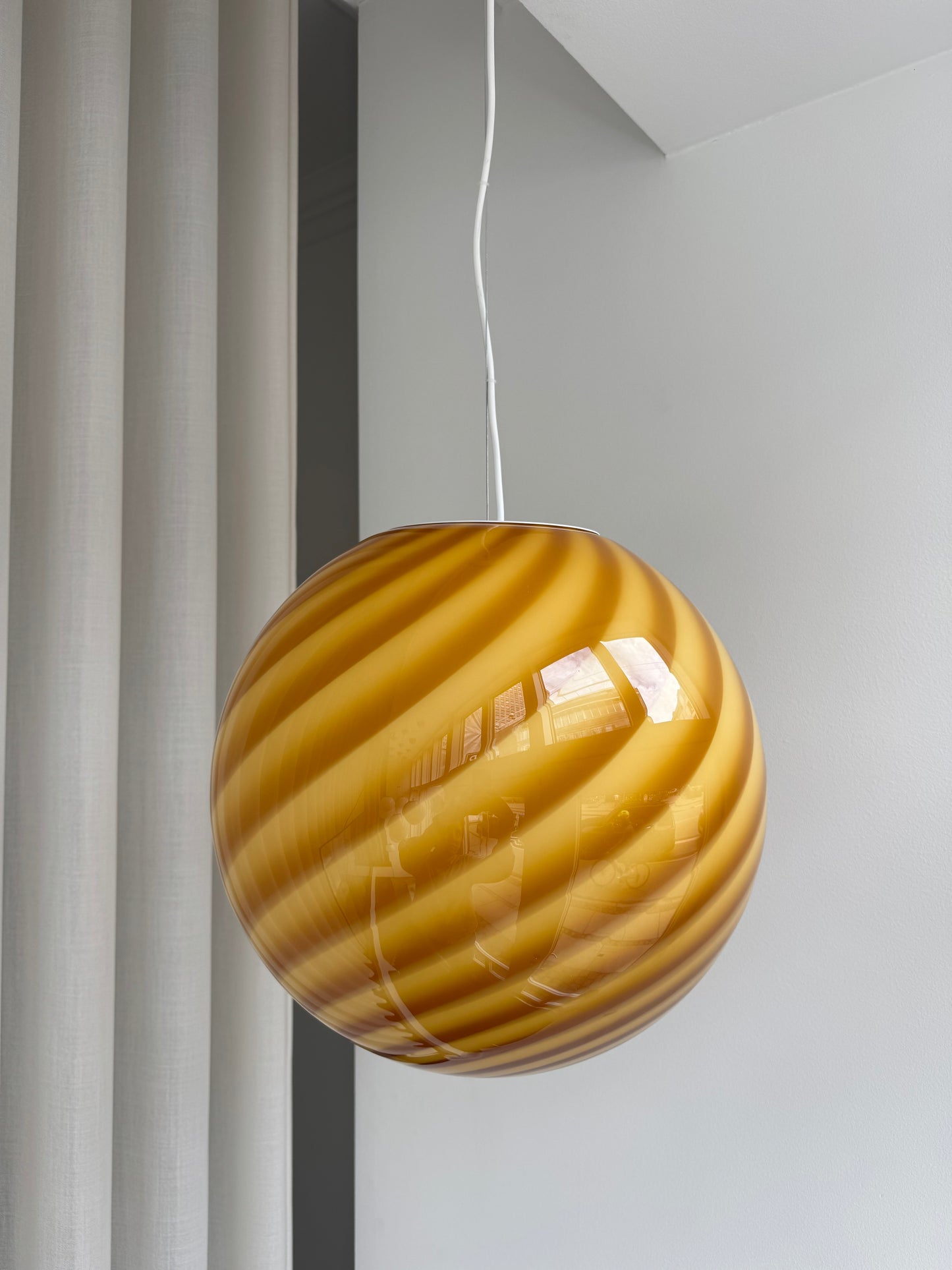 Rav/mørkegul Murano swirl pendel, 40 cm