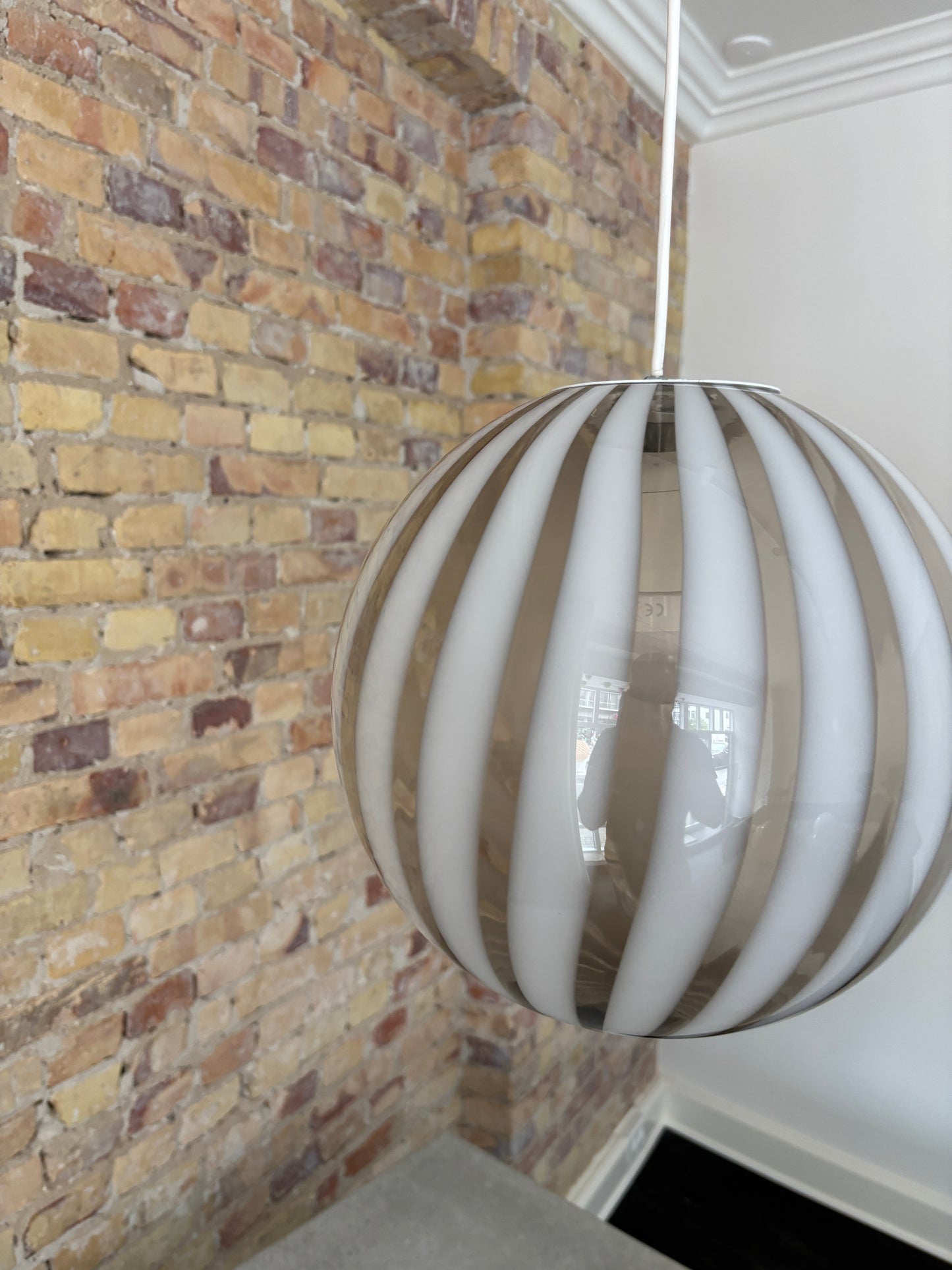 Murano pendant lamp with white and transparent pendant, 30 cm