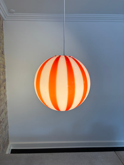 Murano pendant with orange/red vertical swirl, 30 cm