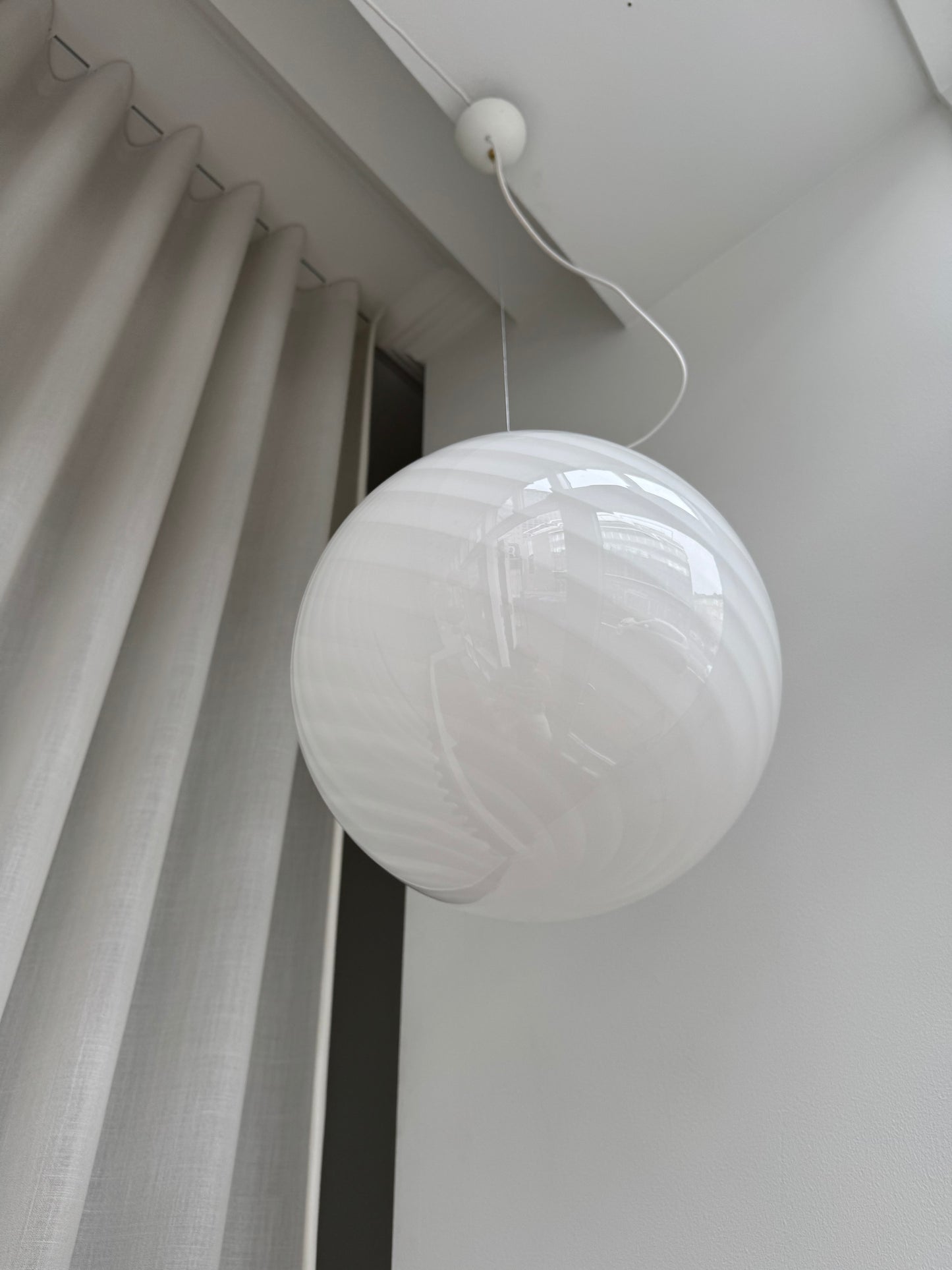 Klassisk hvid rund Murano pendel, 35 cm