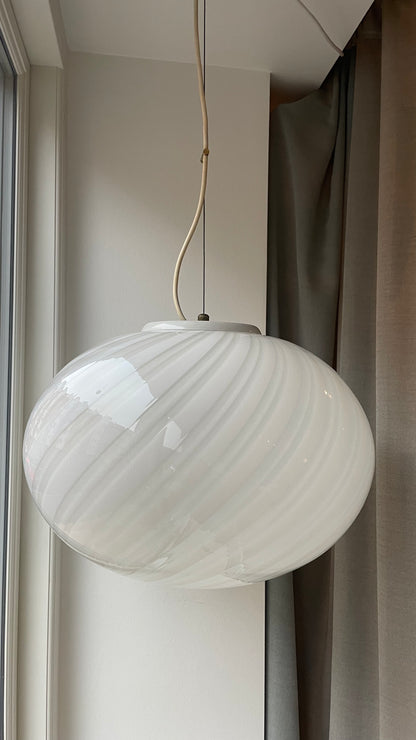 Murano oval pendant with white transparent swirl, 40 cm