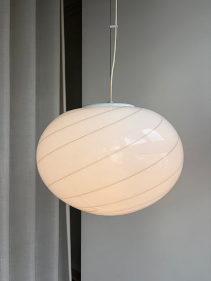Kæmpe vintage Murano pendel m. enkel swirl, 43 cm