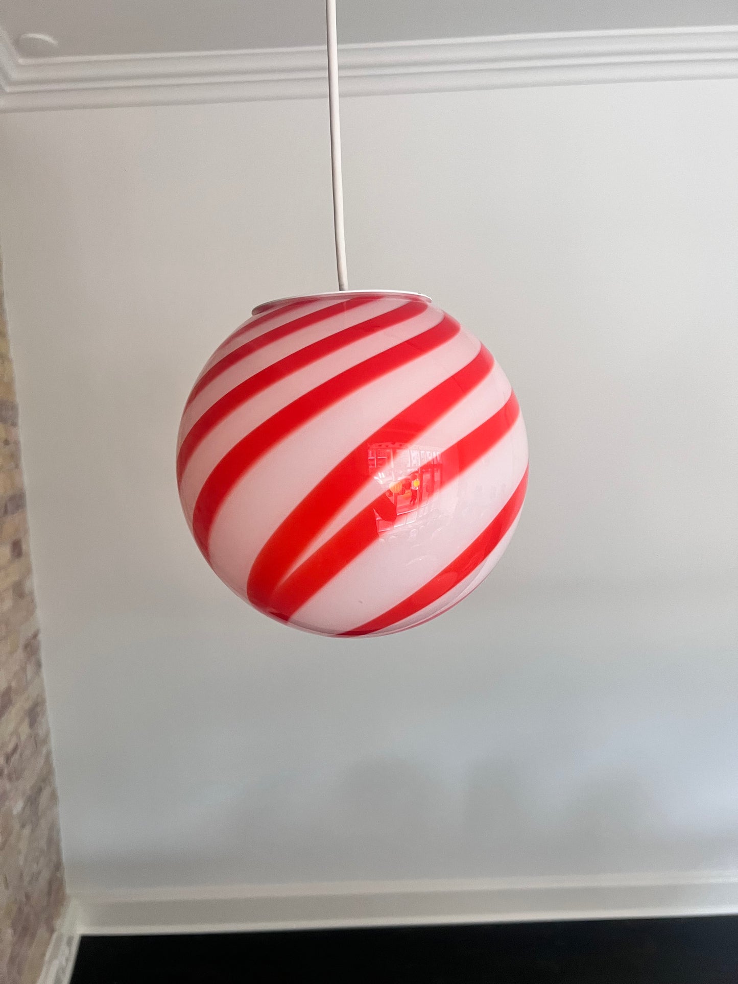 Red swirl Murano pendant lamp, 20 cm