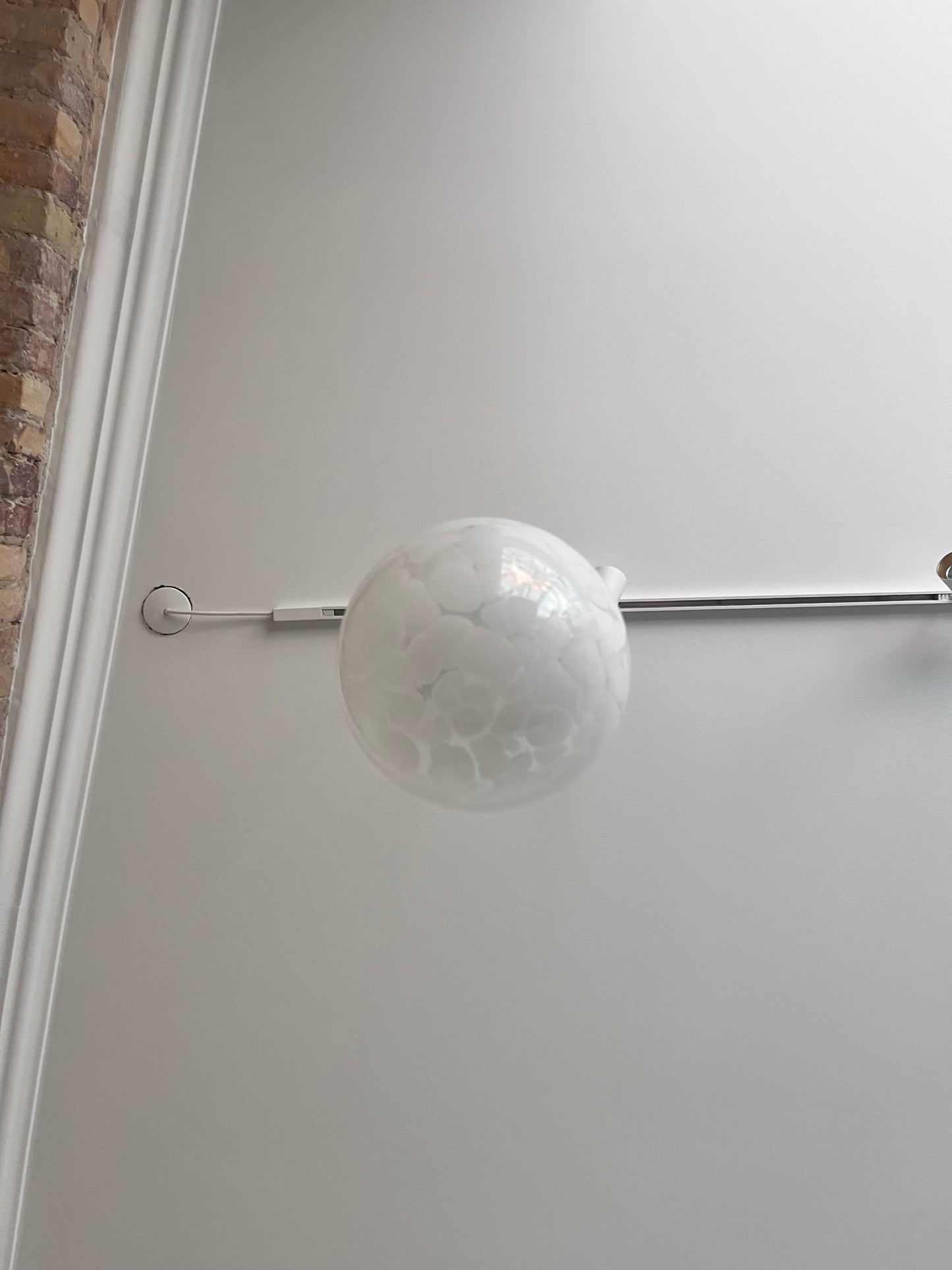 White 'Moon' Murano pendant lamp, 20 cm