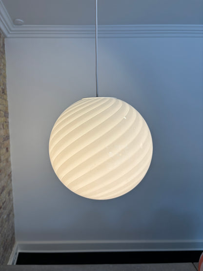 White Murano swirl pendant, 30 cm