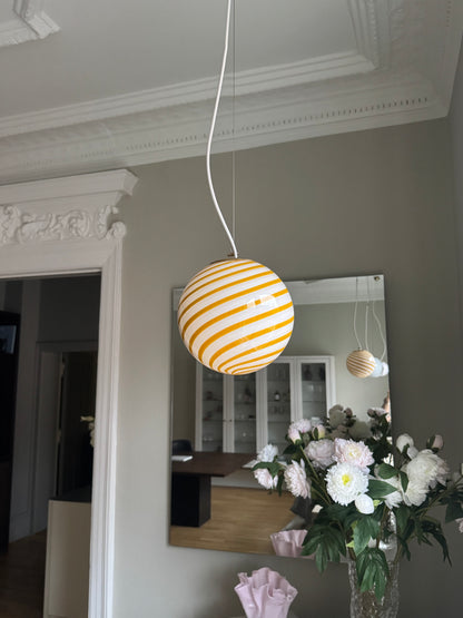 Round Murano pendant with yellow swirl, 20 cm