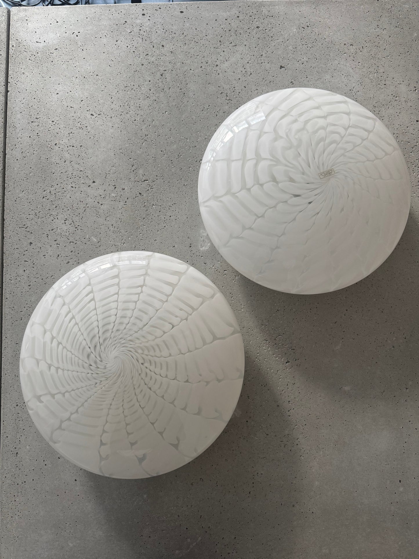 White vintage Murano ceiling lamp with peacock swirl, 40 cm