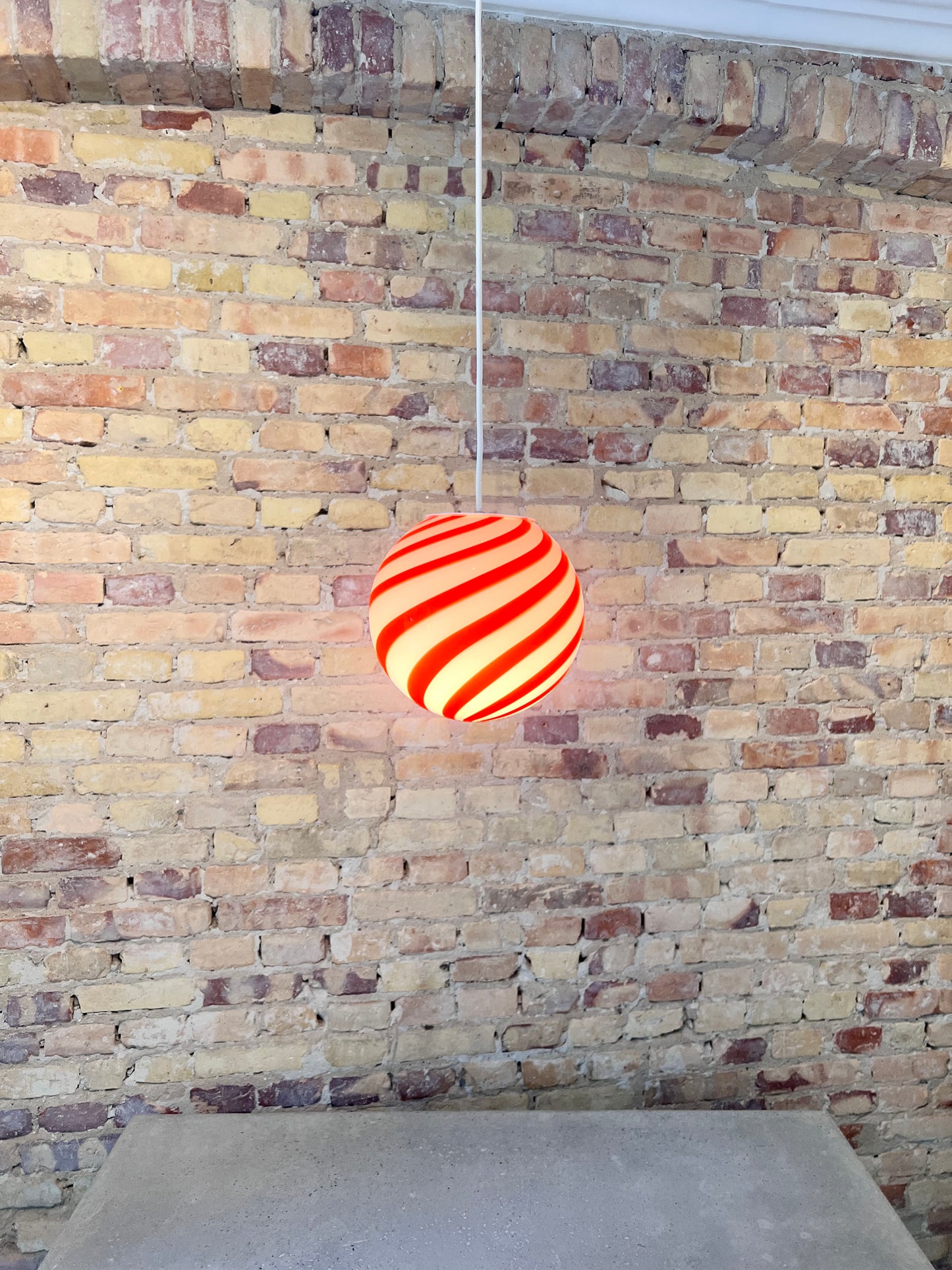 Red swirl Murano pendant lamp, 20 cm