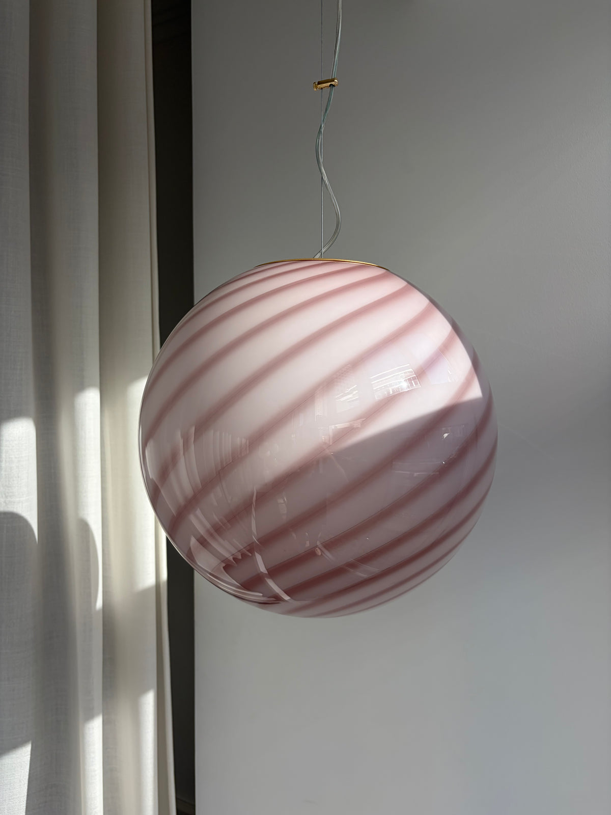 Pink Murano swirl pendant light, 40 cm