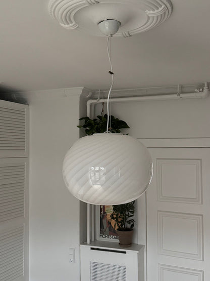 White vintage oval Murano ceiling lamp, 40 cm