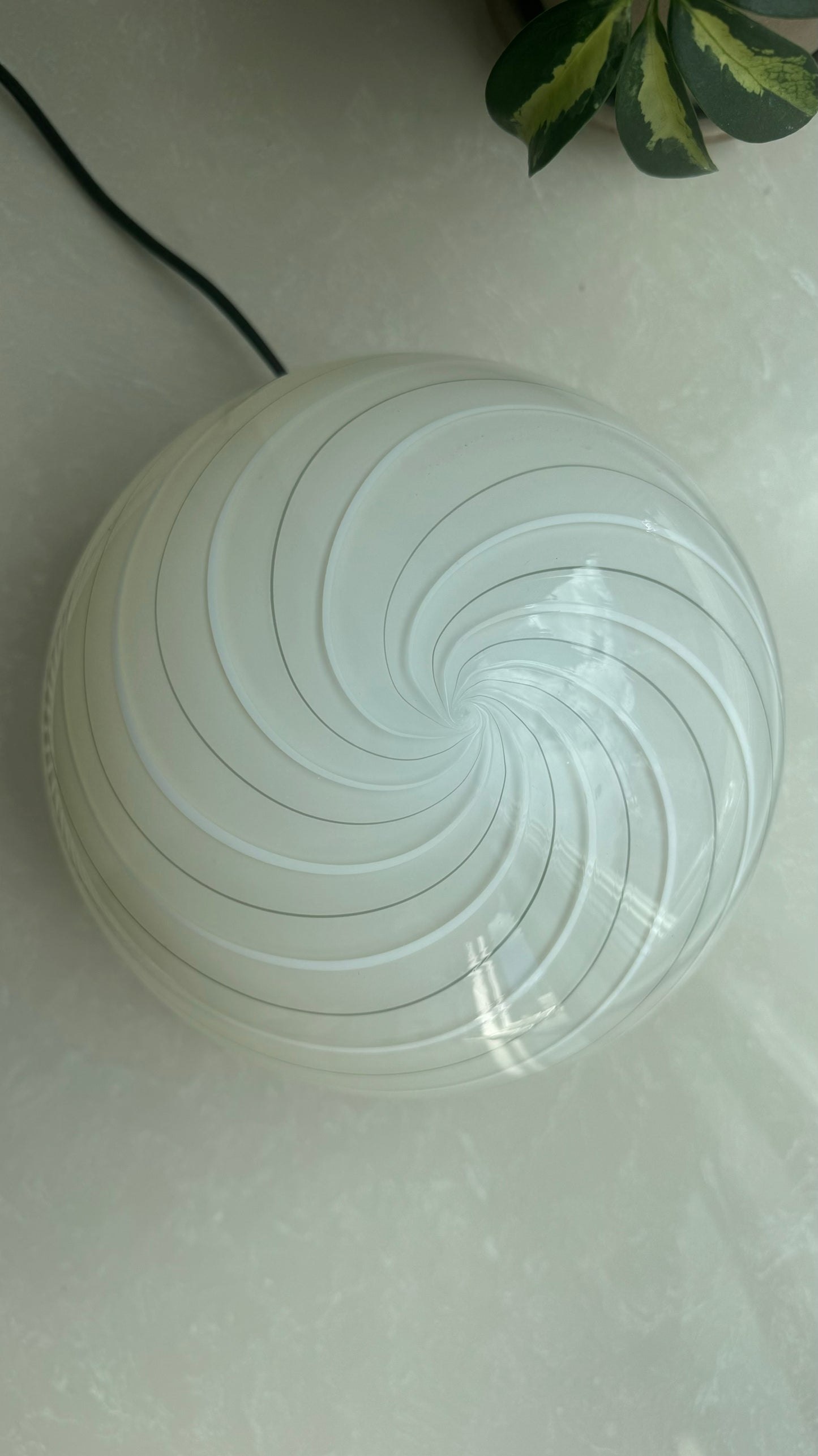 Murano bordlampe med creme, hvide og grønne striber, 20 cm