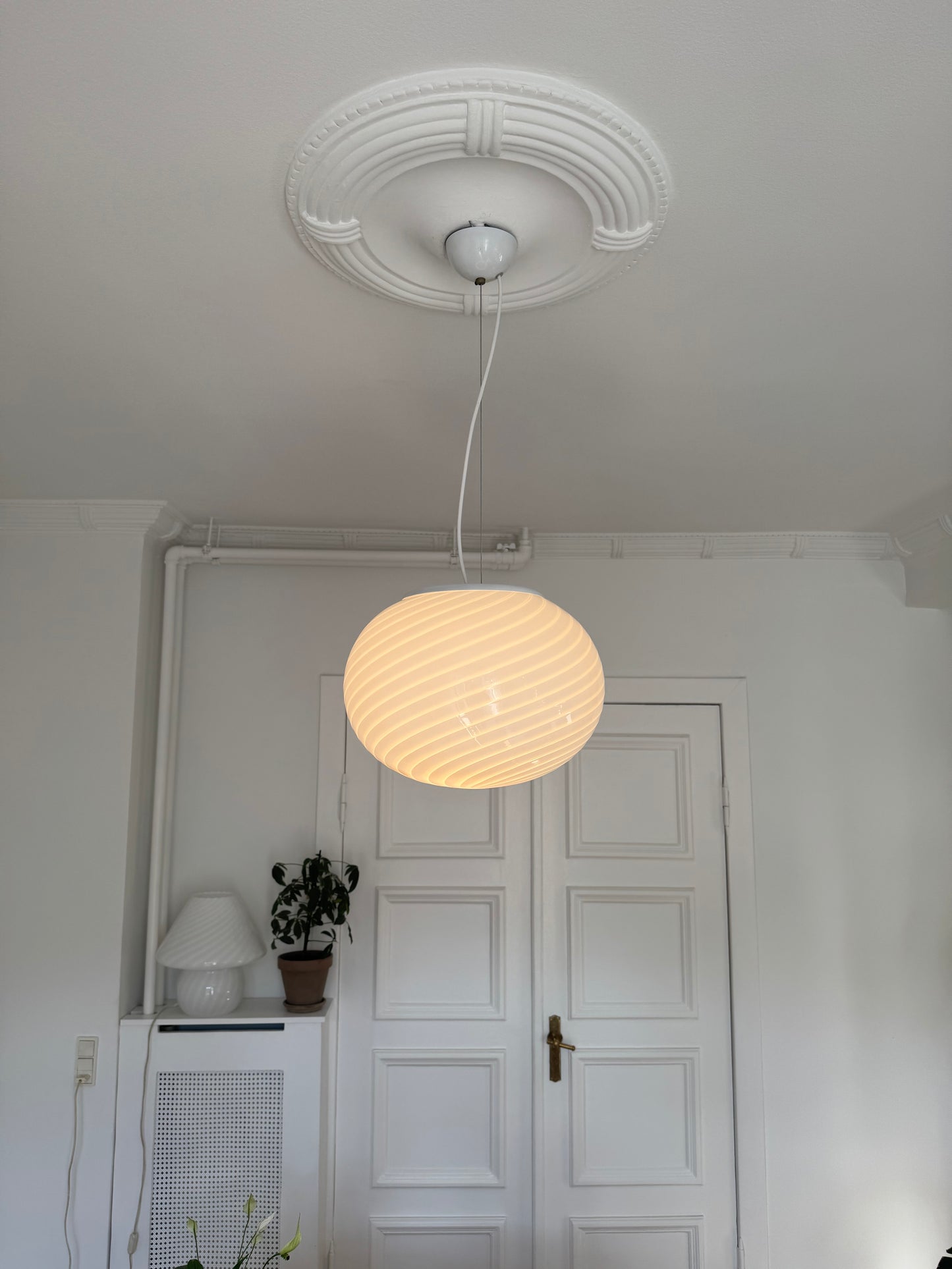 Hvid vintage Murano pendel, 37 cm, to stk haves