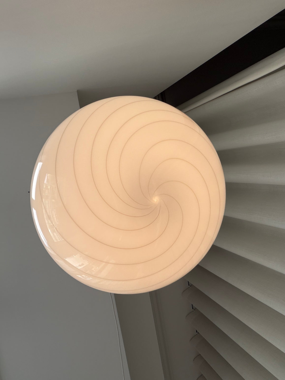 Kæmpe vintage Murano pendel m. enkel swirl, 43 cm