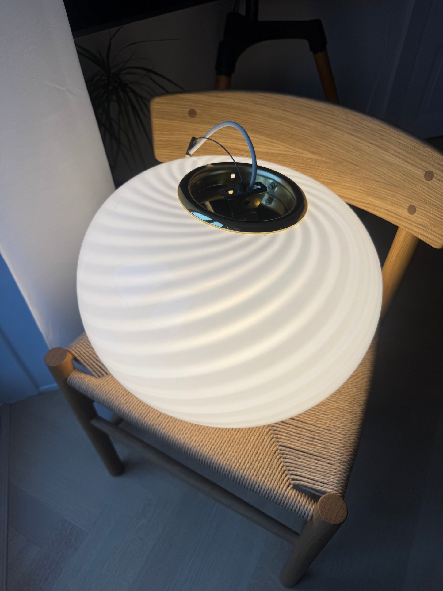 Stor, hvid vintage Murano pendel, 42 cm