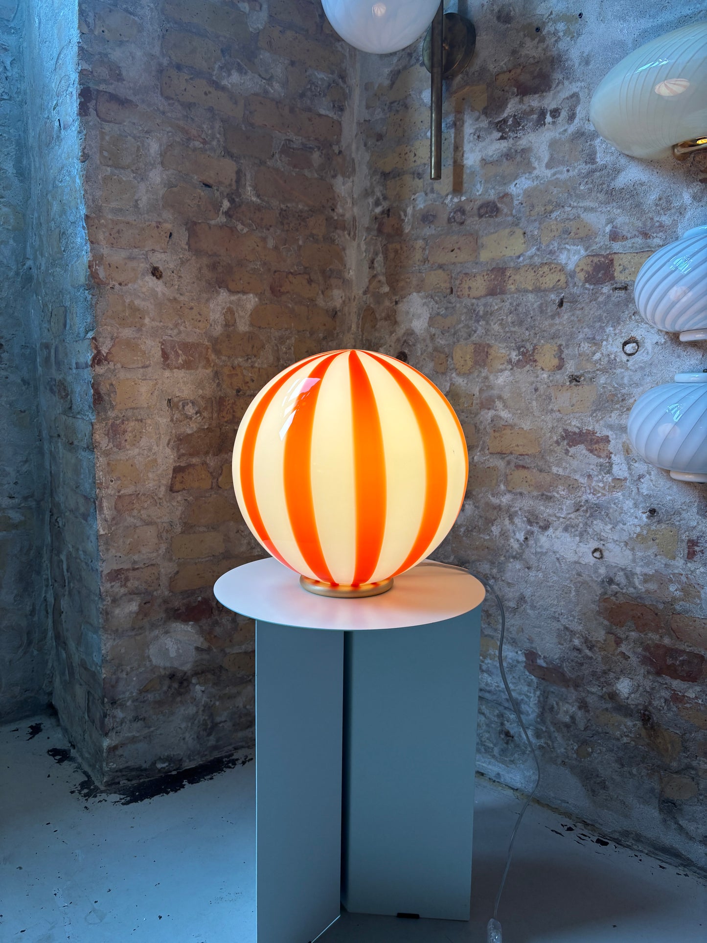 Rød/orange bolche  bordlampe, 30 cm