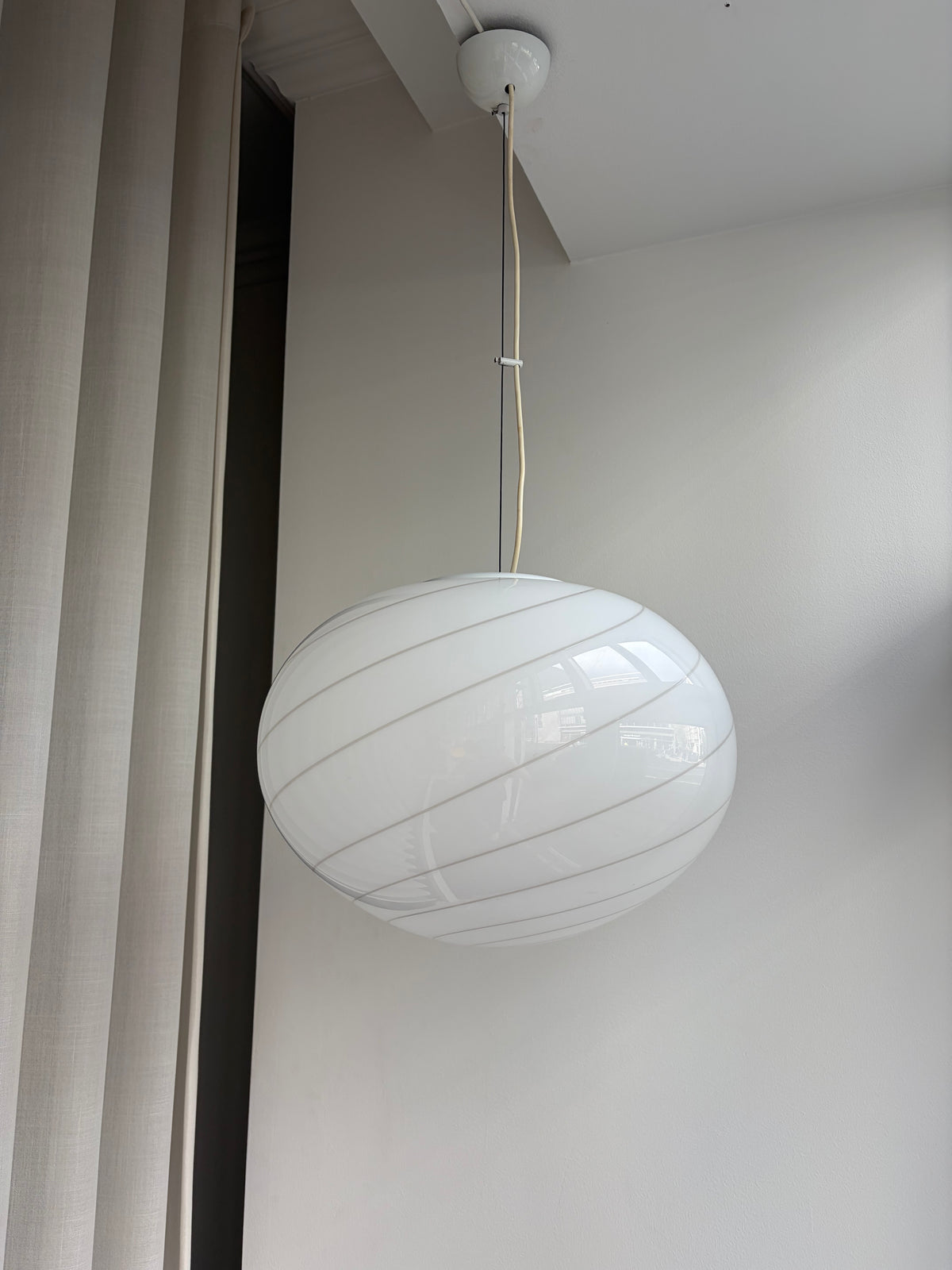 Kæmpe vintage Murano pendel m. enkel swirl, 43 cm