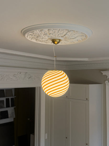 White and yellow Murano bolche pendant lamp, 30 cm