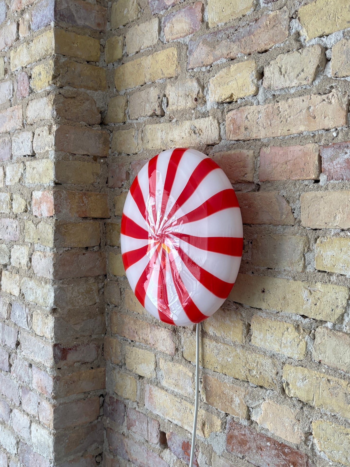 Rød stribet Murano plafond, 30 cm