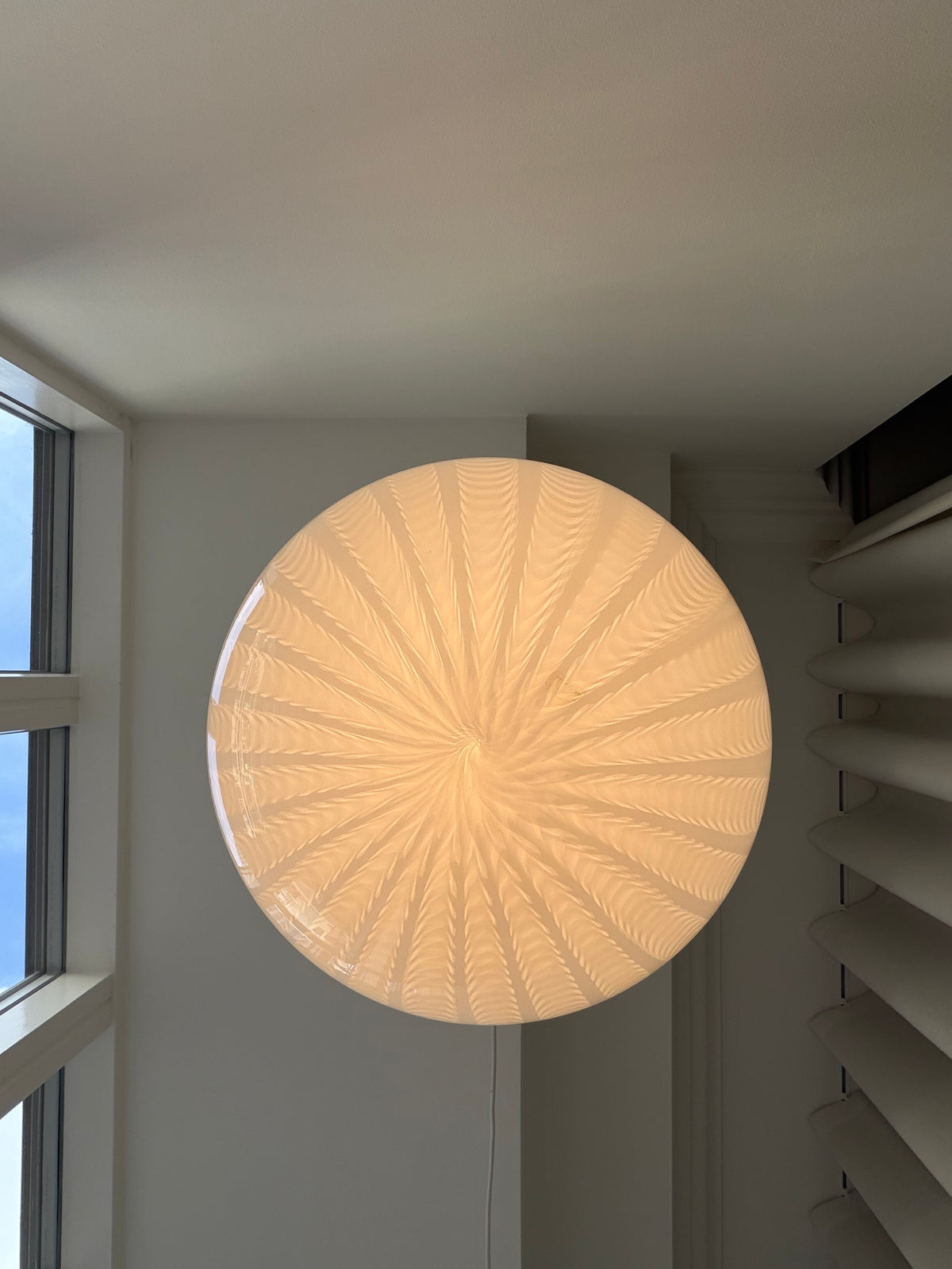 Large white vintage Murano peacock pendant light, 42 cm