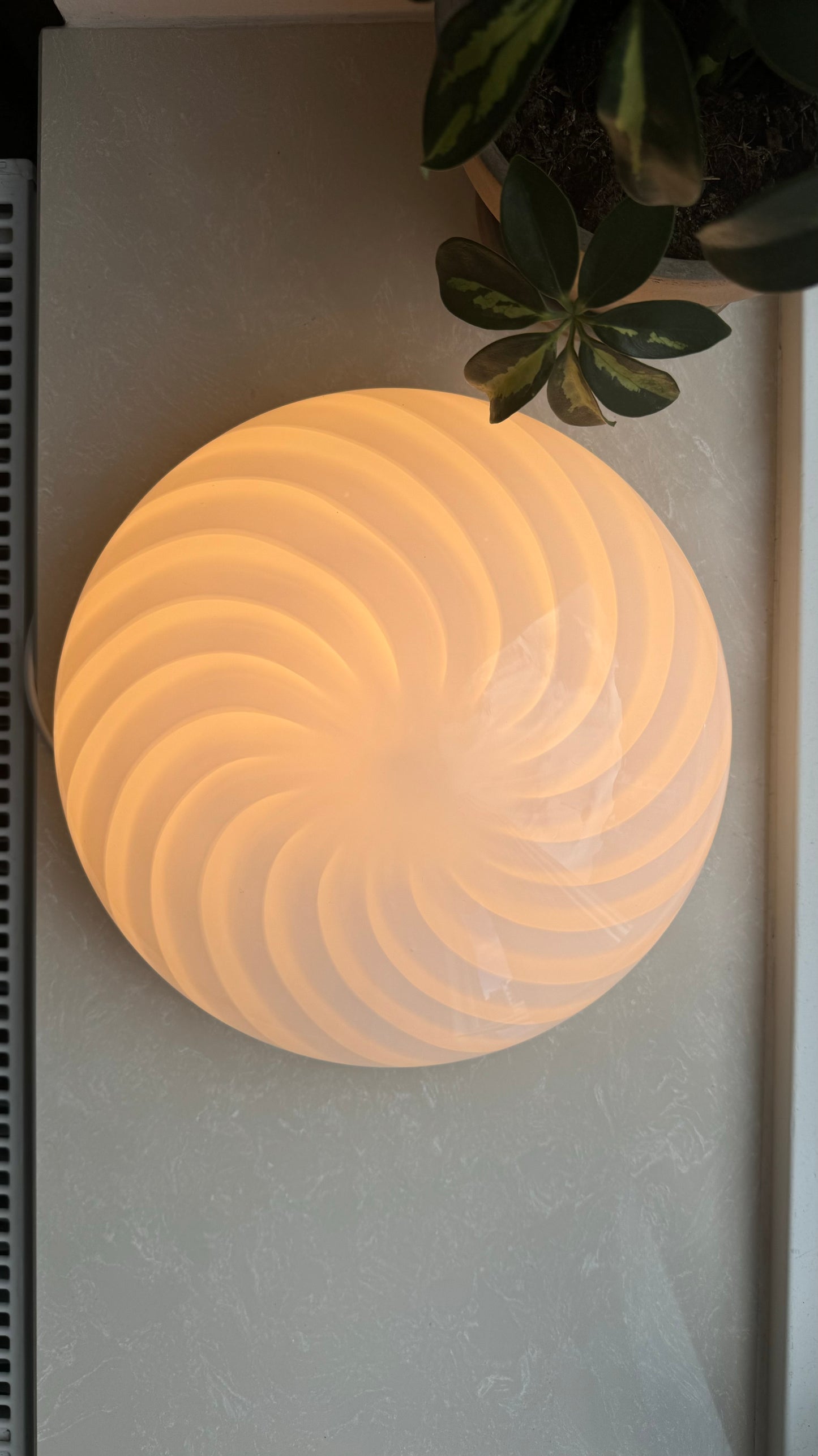 Murano plafond i klassisk hvid swirl, 30 cm