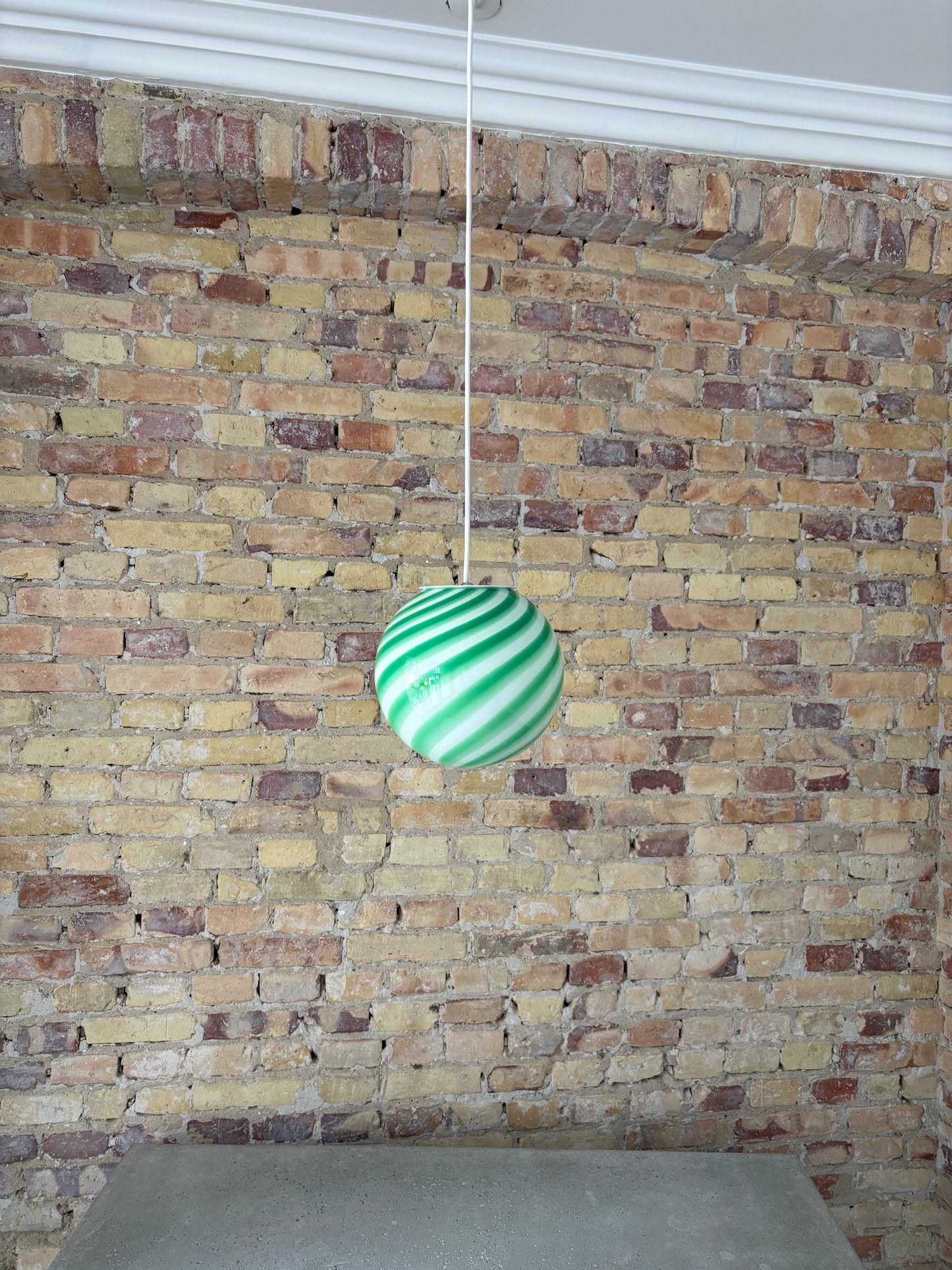Murano pendant lamp with green swirl, 20 cm