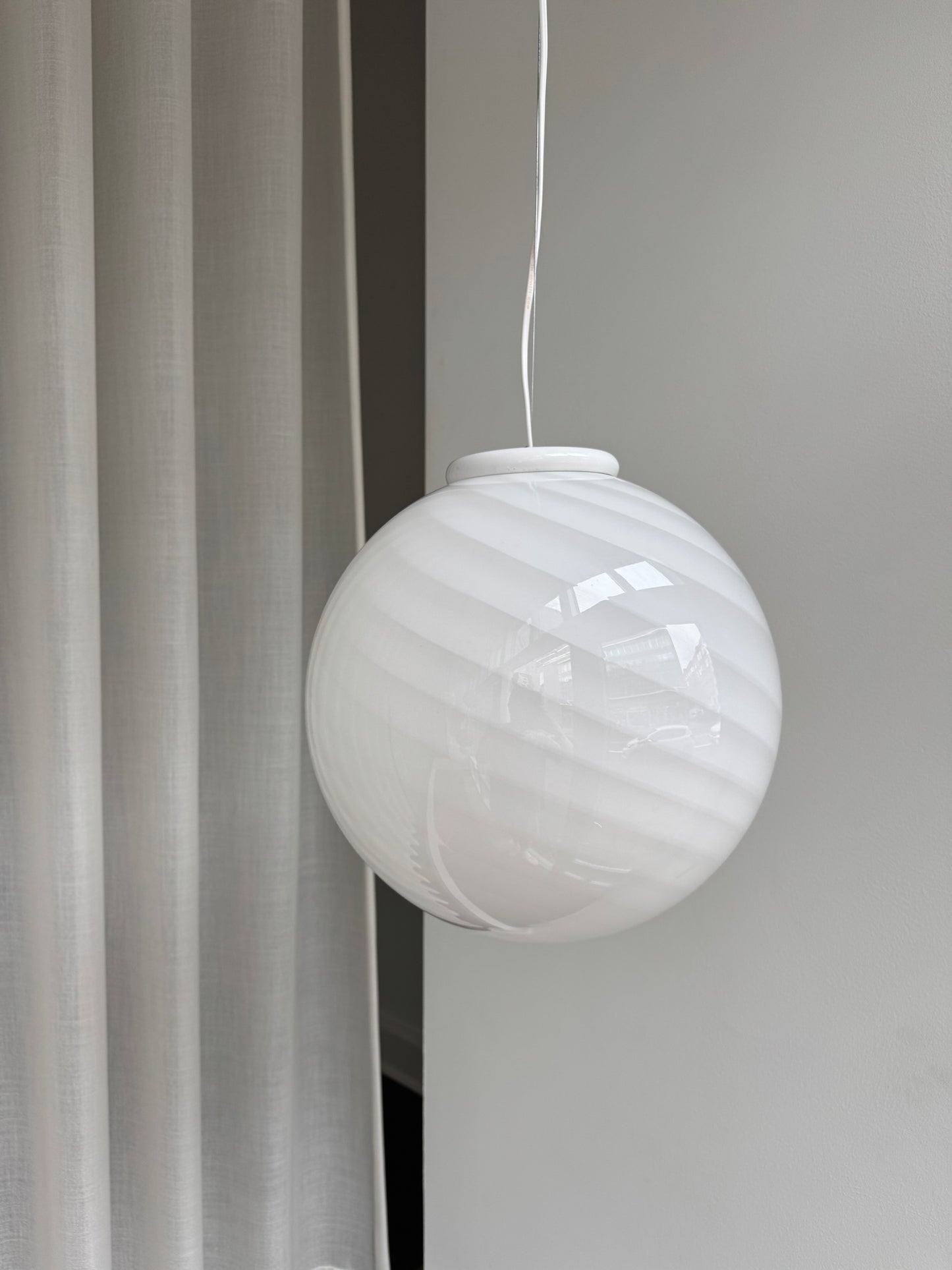 Klassisk hvid rund Murano pendel, 35 cm