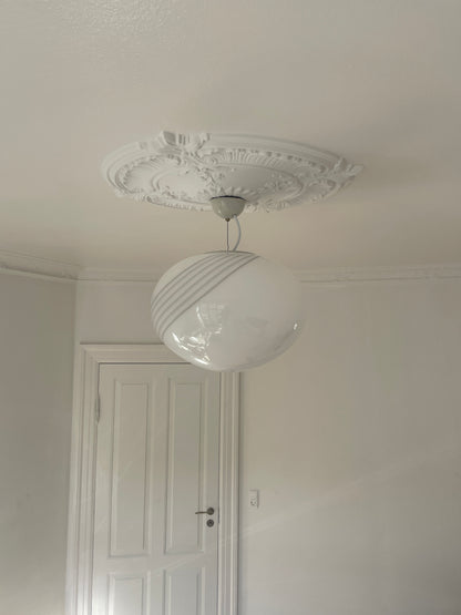 Murano pendant lamp oval and in classic white 6-swirl, 44 cm