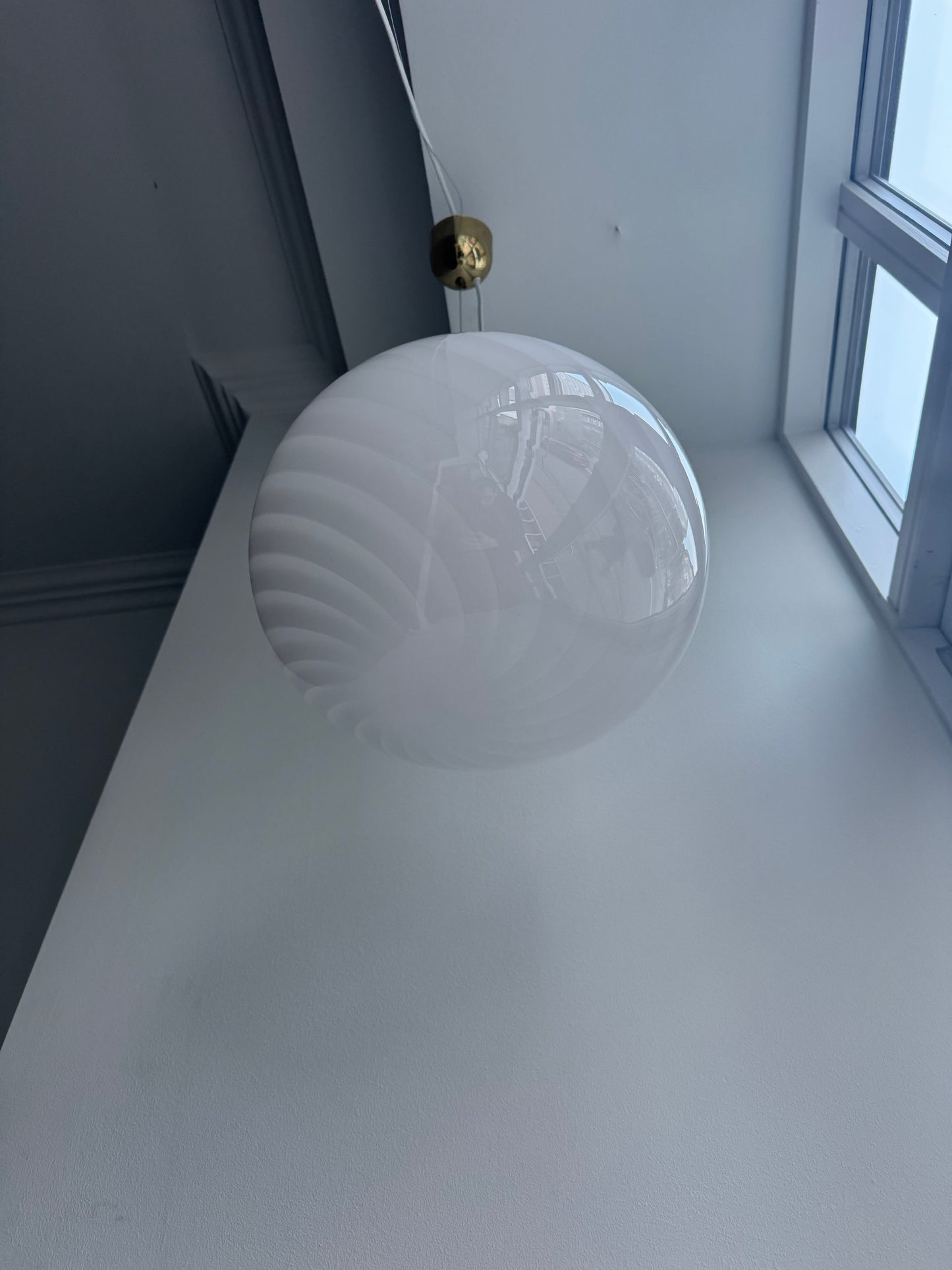 Oval white vintage Murano pendant lamp, 38 cm