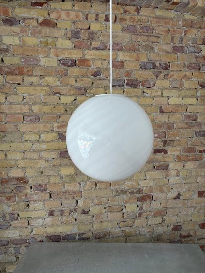 White Murano swirl pendant, 30 cm