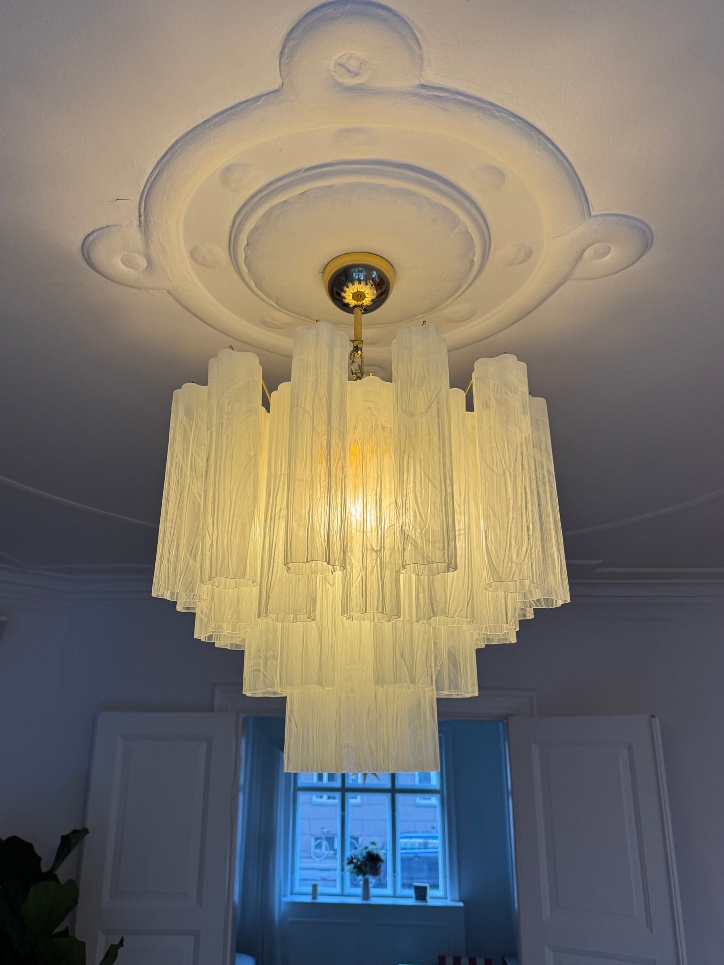 Murano lysekrone | Tuber | 36 glas | Hvid alabaster