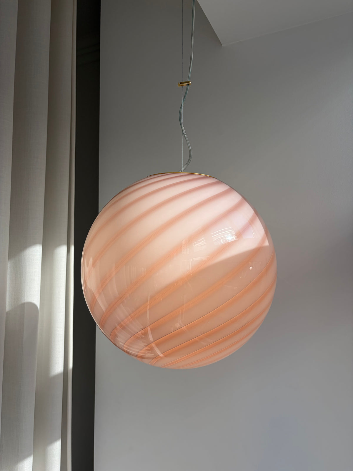 Pink Murano swirl pendant light, 40 cm