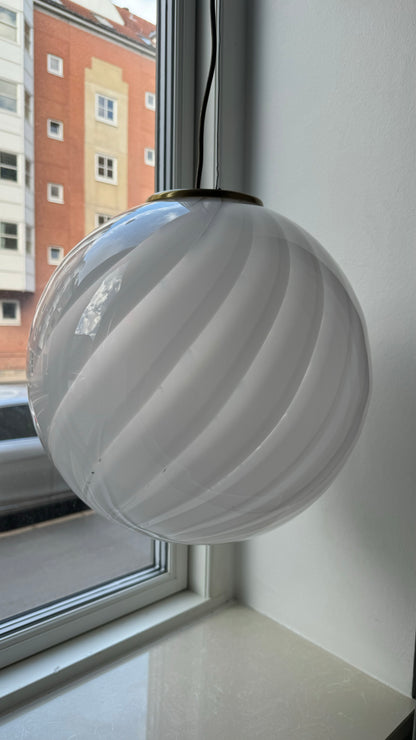Murano pendant, white and transparent swirl, 40 cm