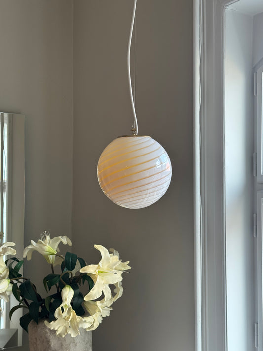 Karamel farvet loftlampe med swirl i rund form, 20 cm