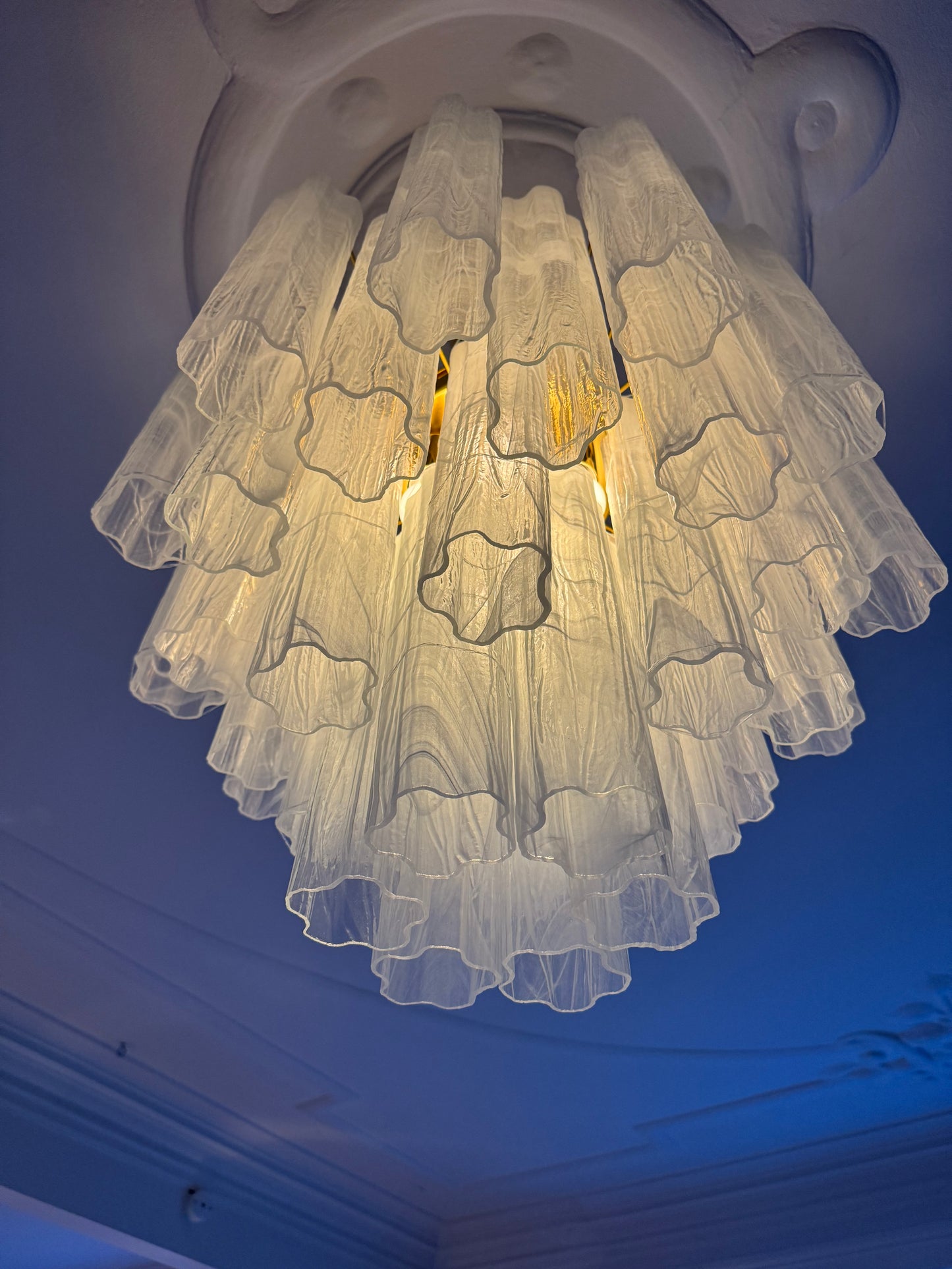 Murano lysekrone | Tuber | 36 glas | Hvid alabaster