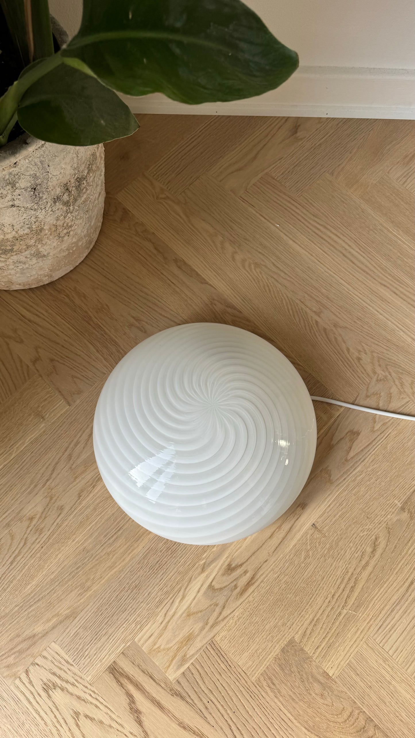 Murano plafond i klassisk hvid swirl, 30 cm