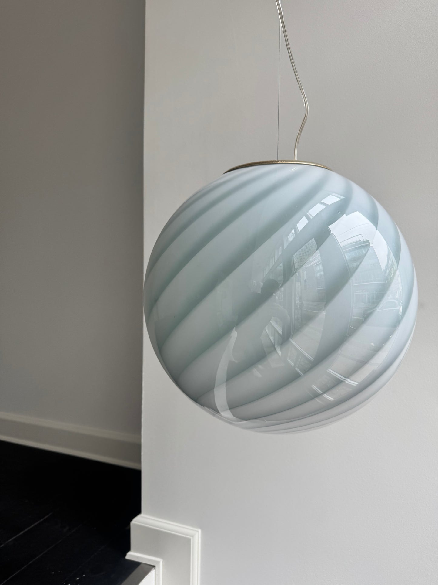 Stor rund lyseblå Murano pendel, 40 cm