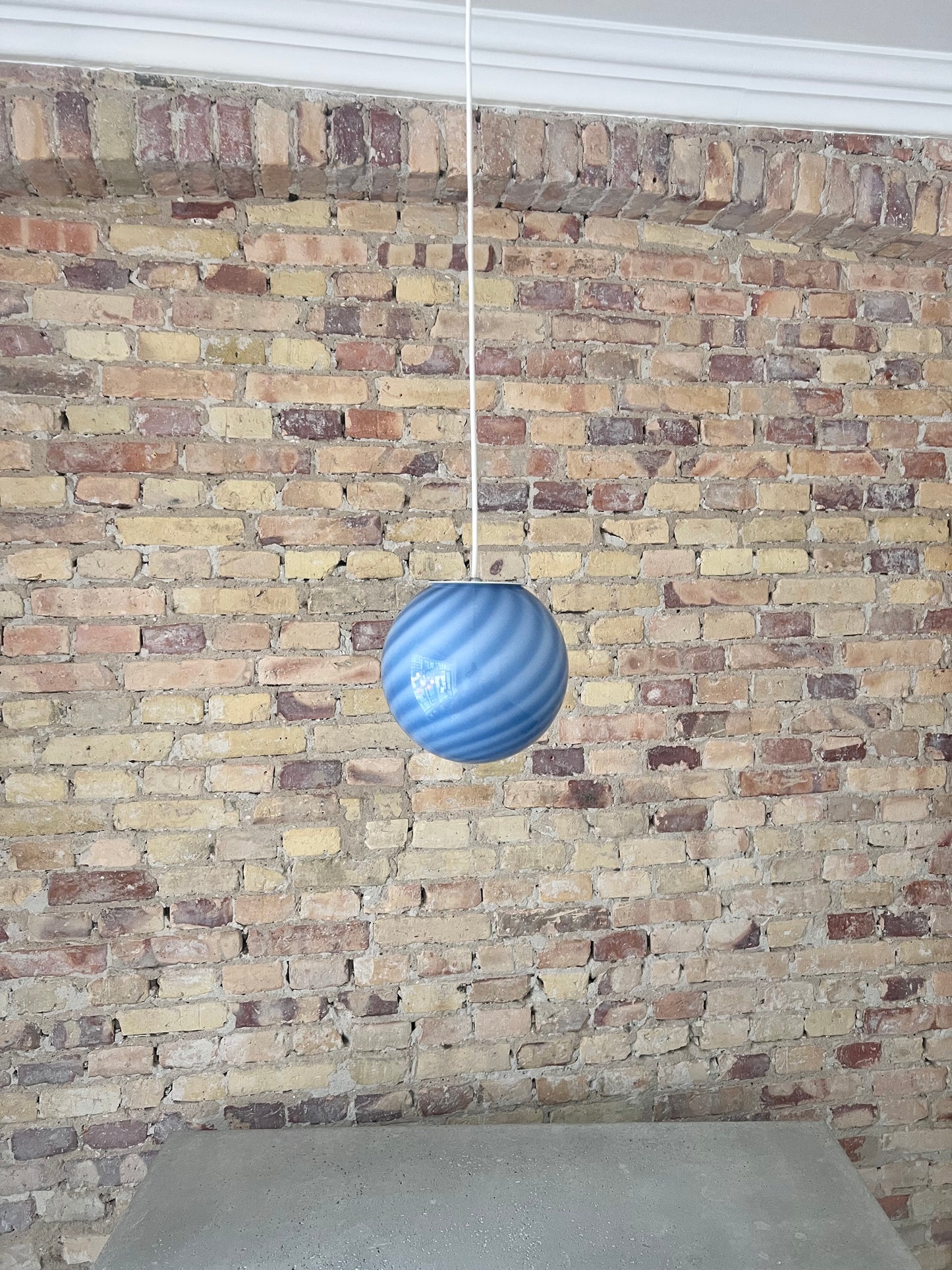 Blue swirl Murano pendant lamp, 20 cm