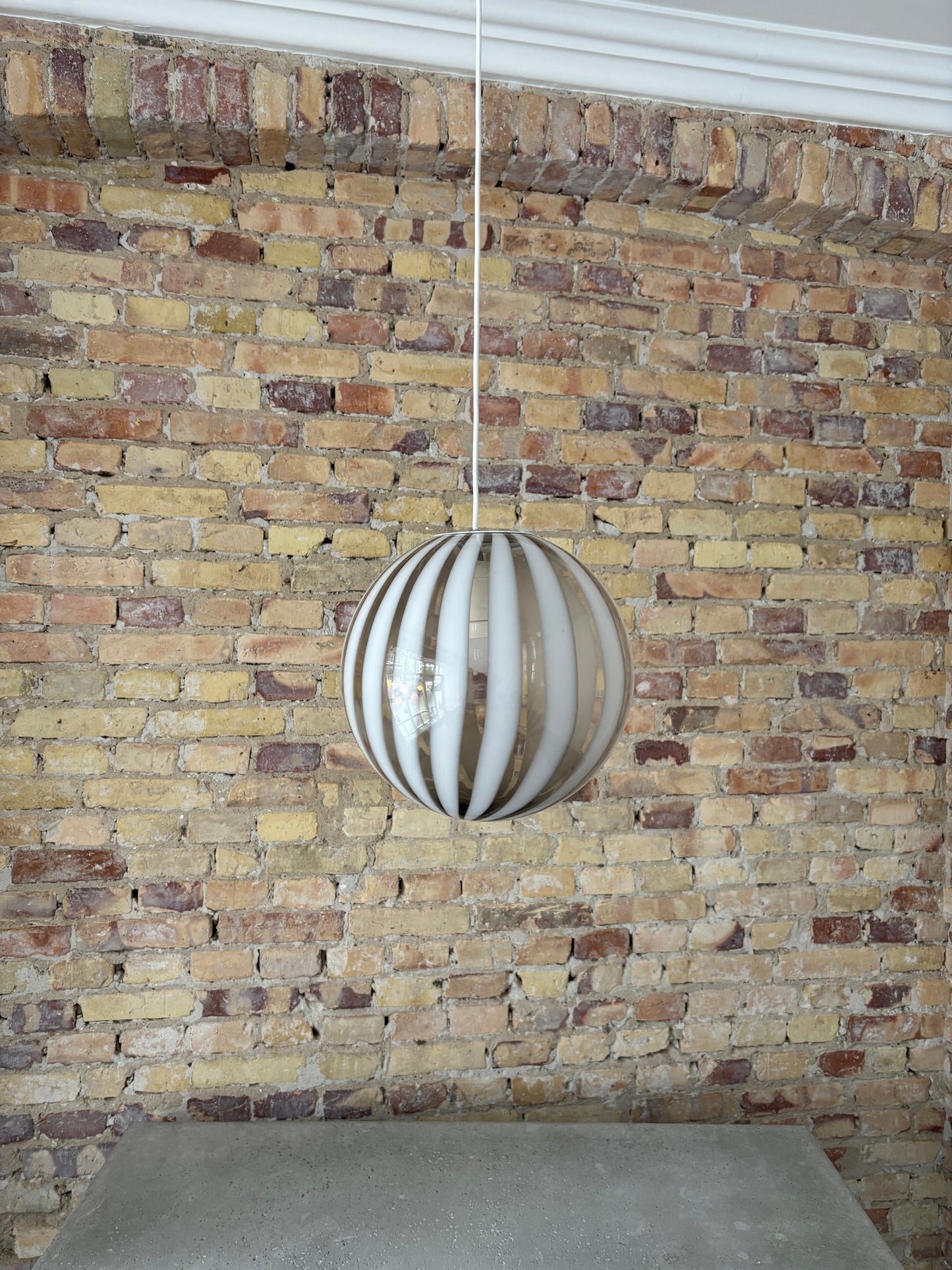 Murano pendant lamp with white and transparent pendant, 30 cm