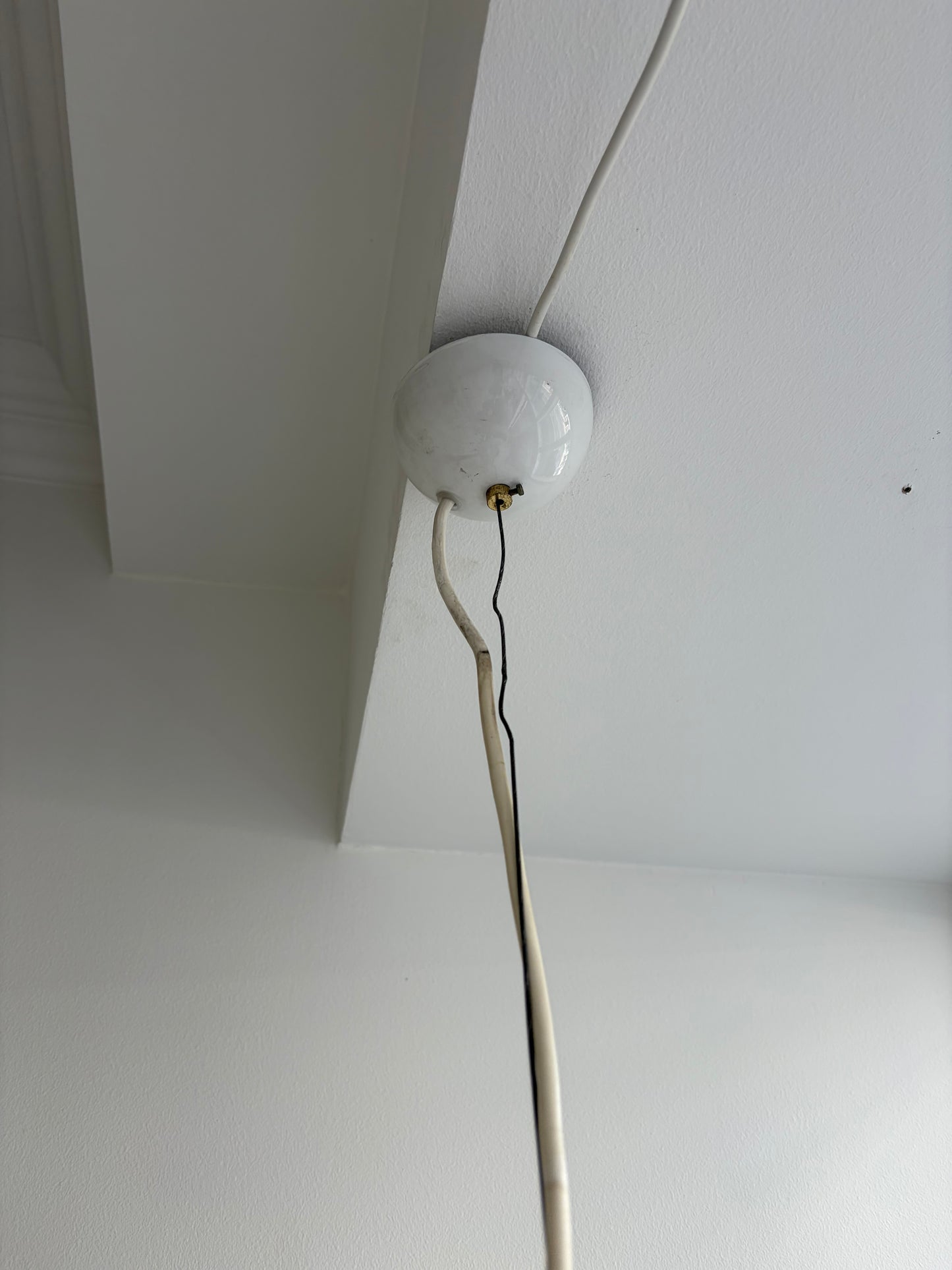 Smuk hvid vintage Murano peacock pendel, 37 cm