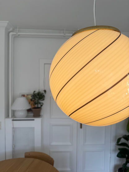 Vintage cream-yellow pendant lamp with brown swirl, 35 cm