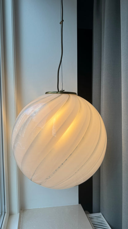 Murano pendant, white and transparent swirl, 40 cm