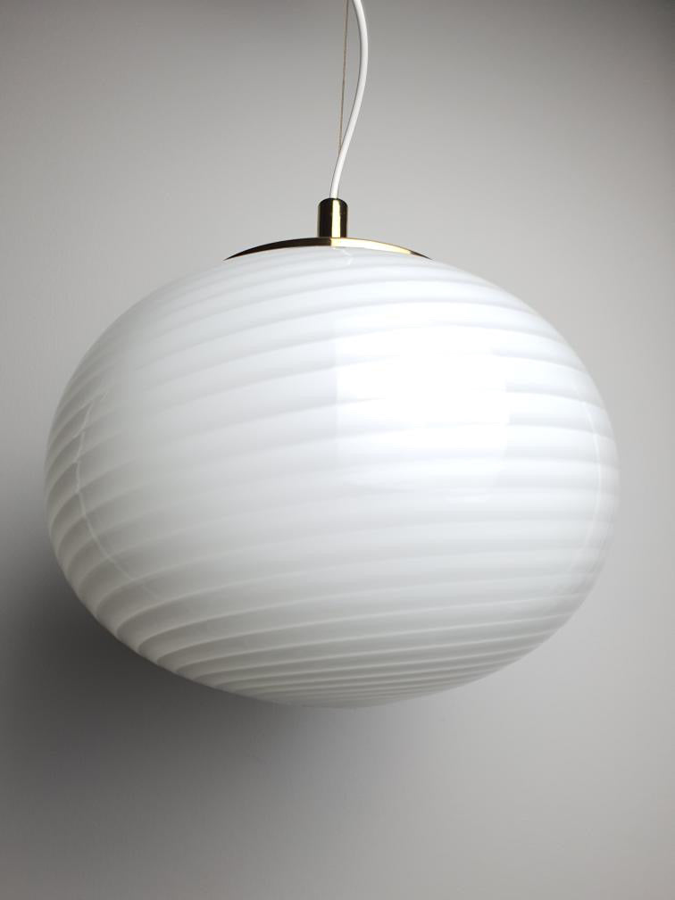 Vintage Murano pendant in white swirl, 36 cm