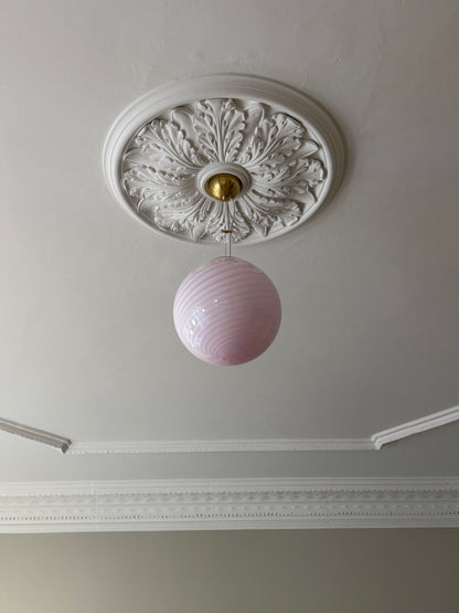 Lyserød Murano pendel i klassisk swirl, 30 cm