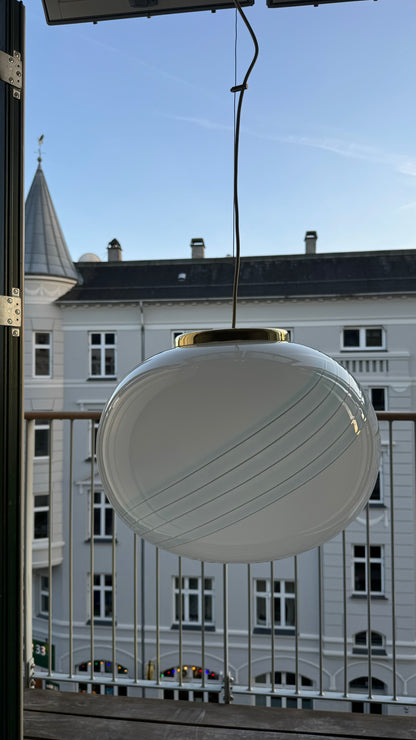 White Murano pendant with beautiful blue swirl, 40 cm