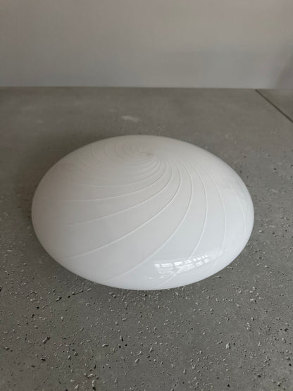 Smuk vintage Murano plafond med hvid swirl, 30 cm